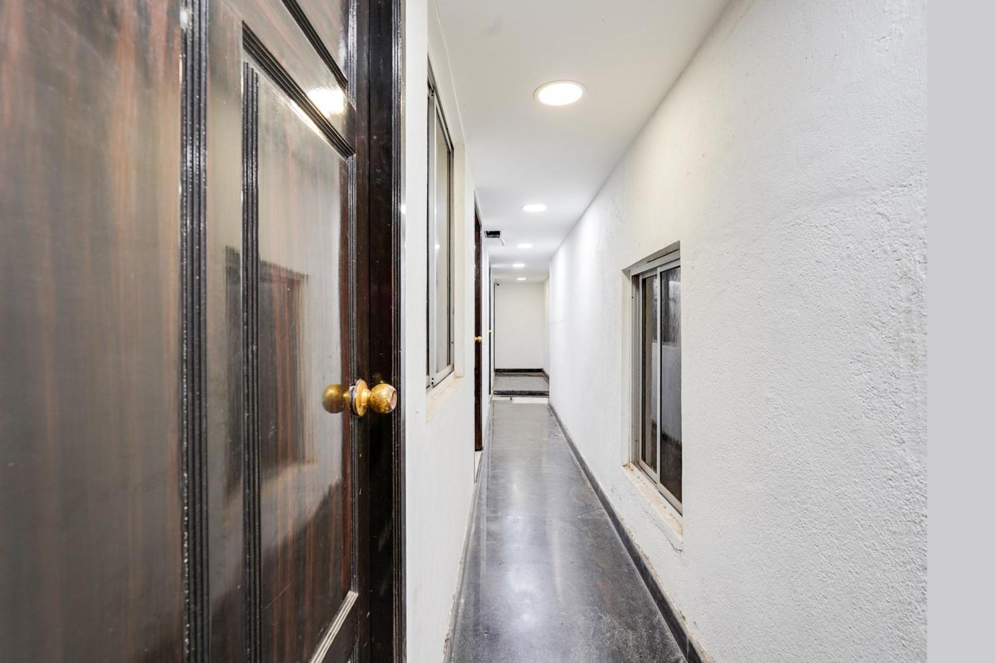 Super Hotel O Kalaingar Nagar Padappai Eksteriør bilde