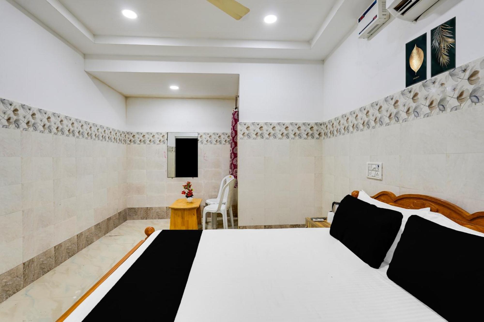 Super Hotel O Kalaingar Nagar Padappai Eksteriør bilde